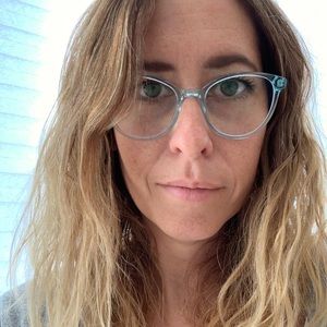 Meet your Posher, Cara